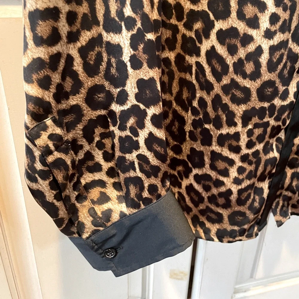 Micheal Kors leopard blouse - Picture 5 of 5